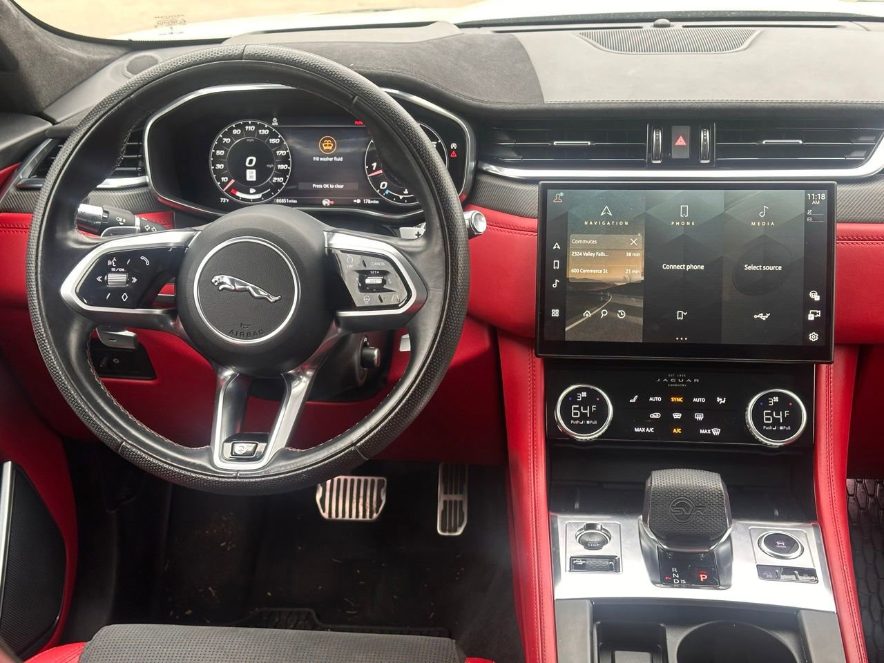 Used 2021 Jaguar F-PACE SVR image 18