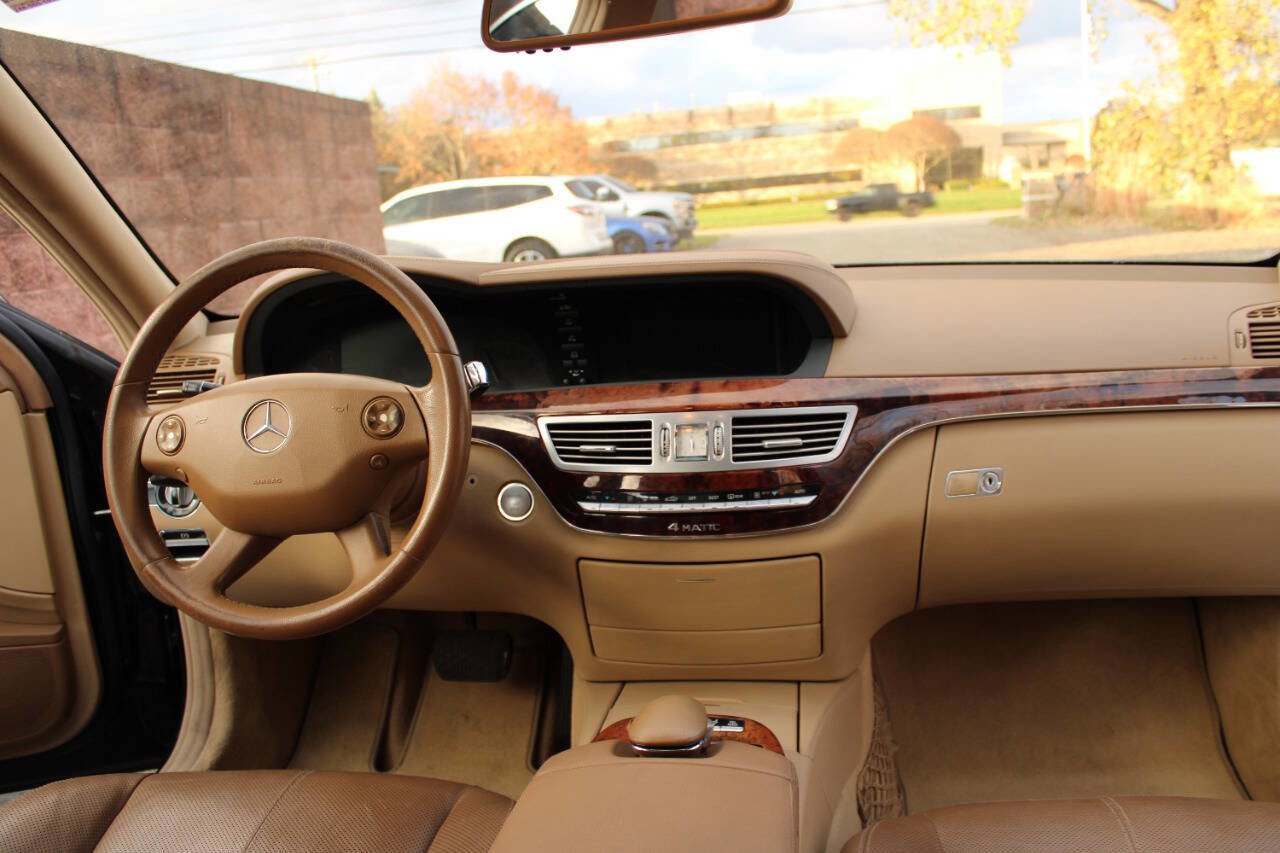 Used 2008 Mercedes-Benz S 550 4MATIC image 18