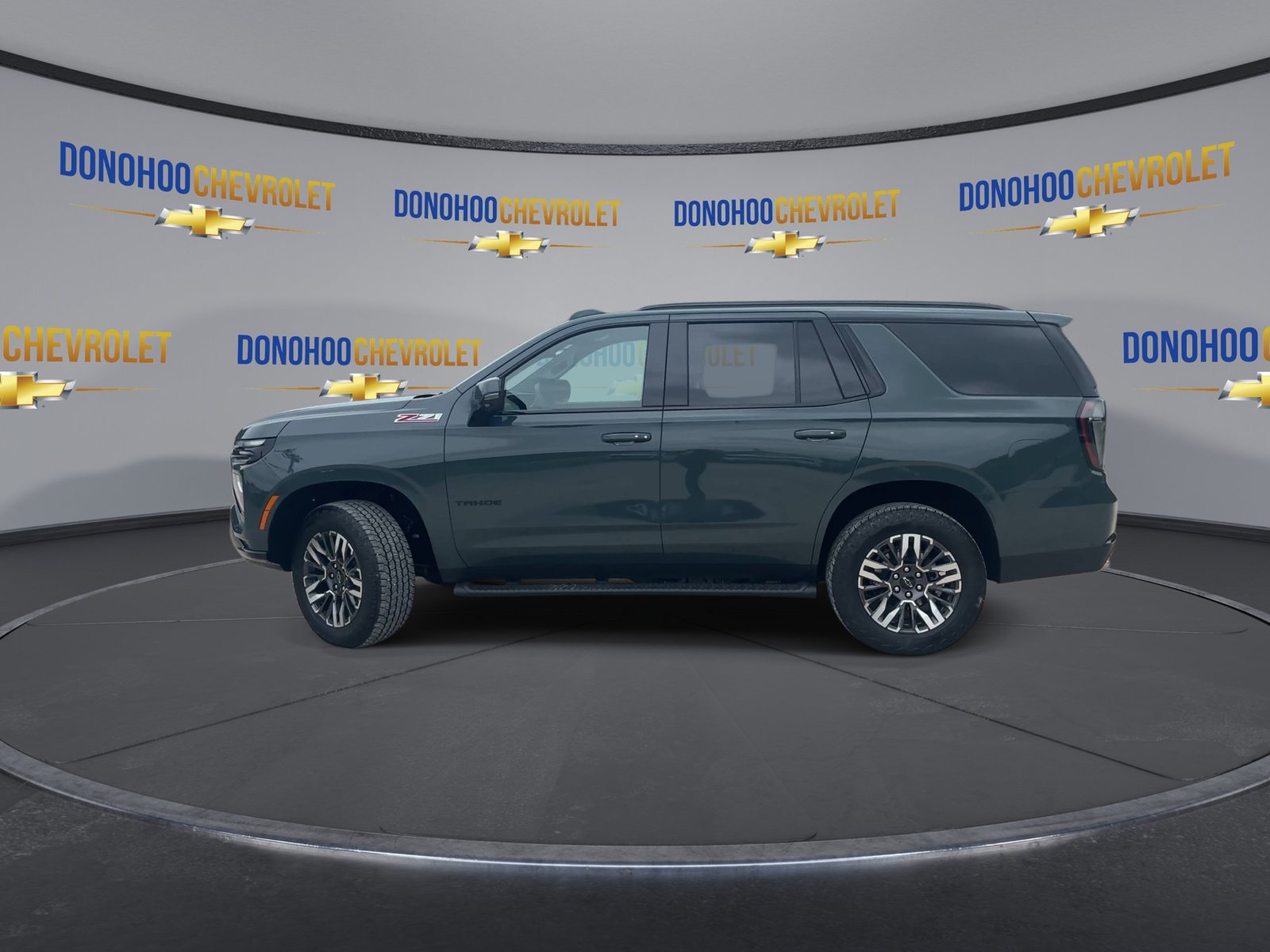 Used 2026 Chevrolet Tahoe Z71 w/ Comfort Package AWD/4WD image 5