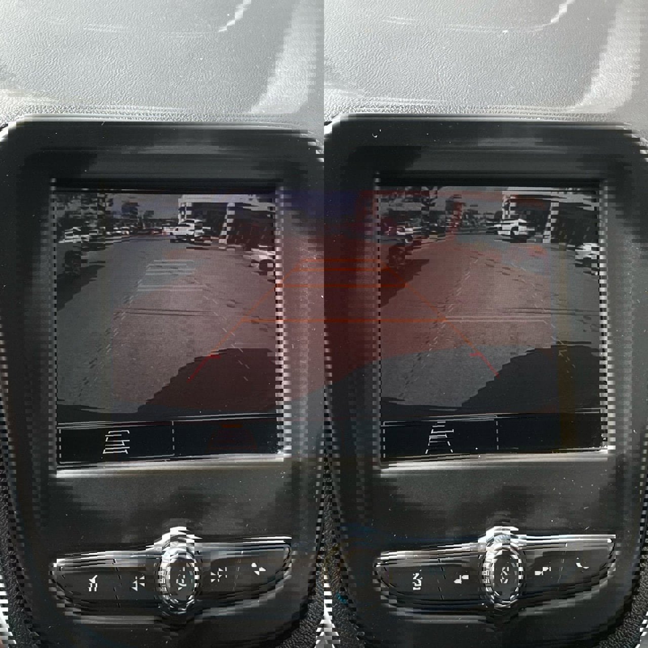 Used 2024 Chevrolet Equinox LT image 19