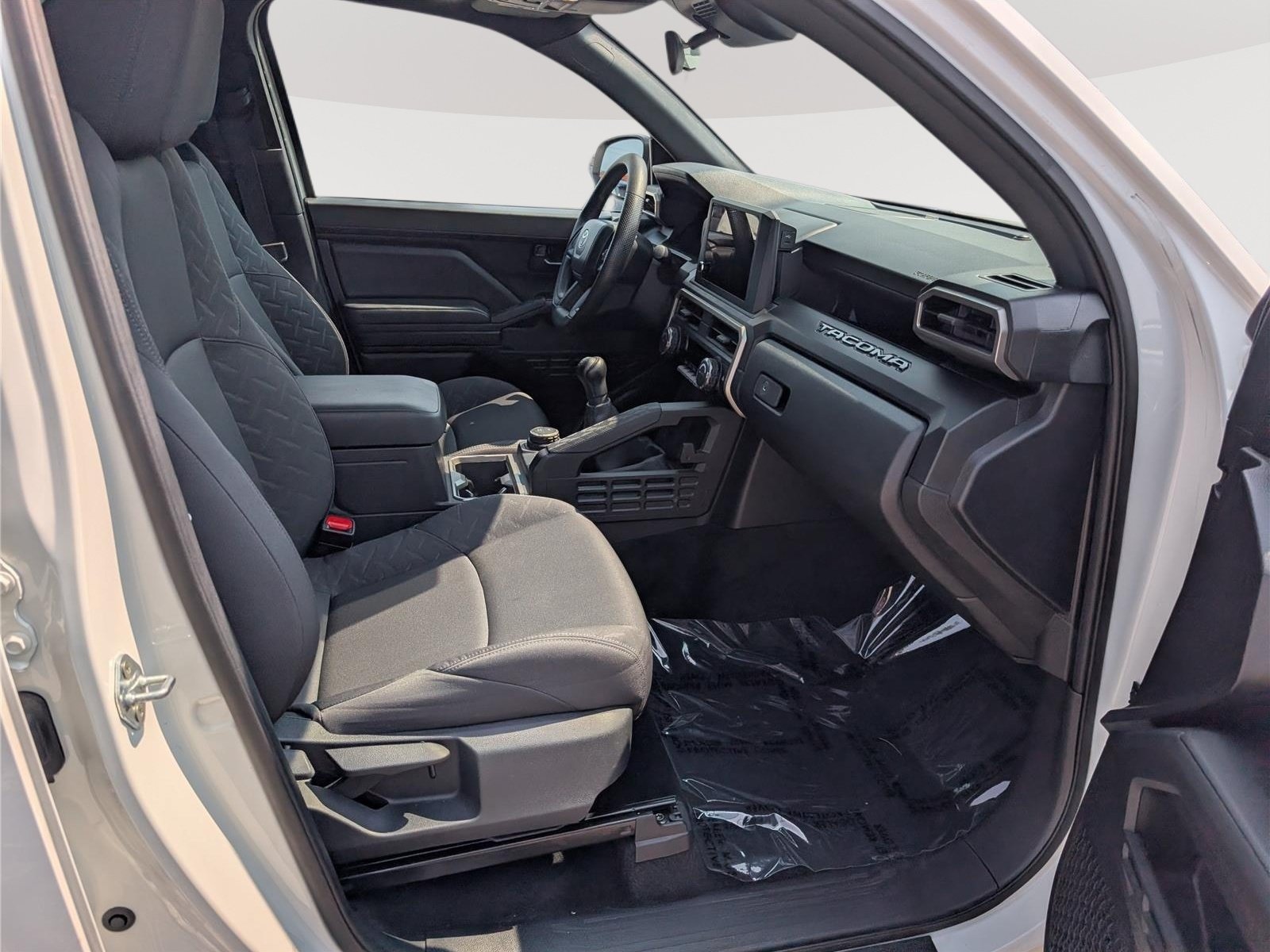 Used 2024 Toyota Tacoma SR AWD/4WD image 10