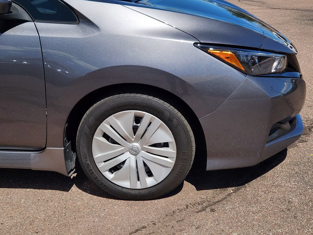 Used 2025 Nissan Leaf S FWD image 29
