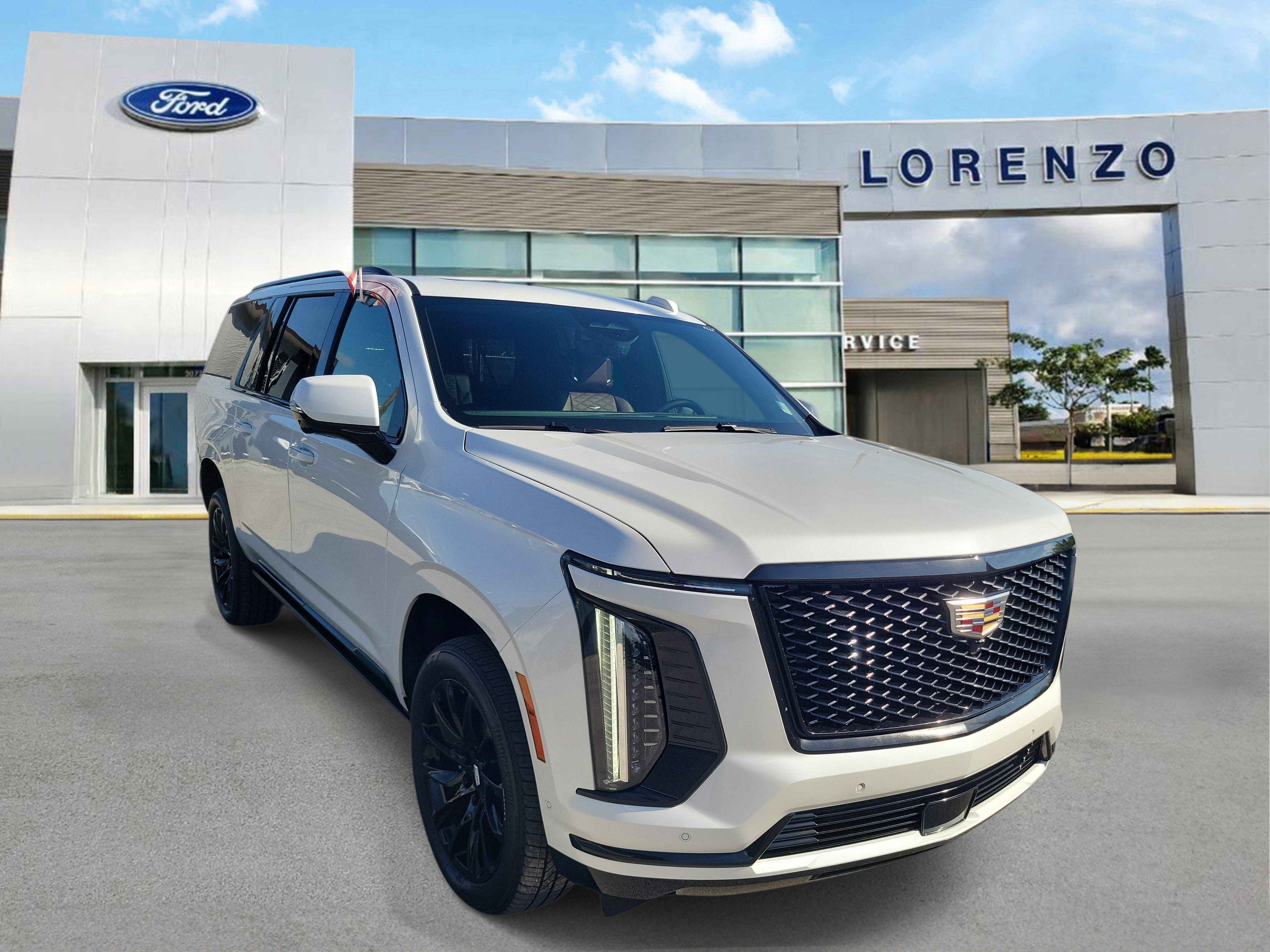 Used 2025 Cadillac Escalade ESV Sport w/ Touring Package AWD/4WD image 3