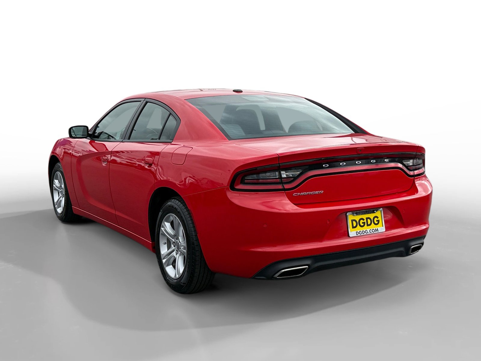 Used 2022 Dodge Charger SXT w/ Leather Interior Group RWD image 3