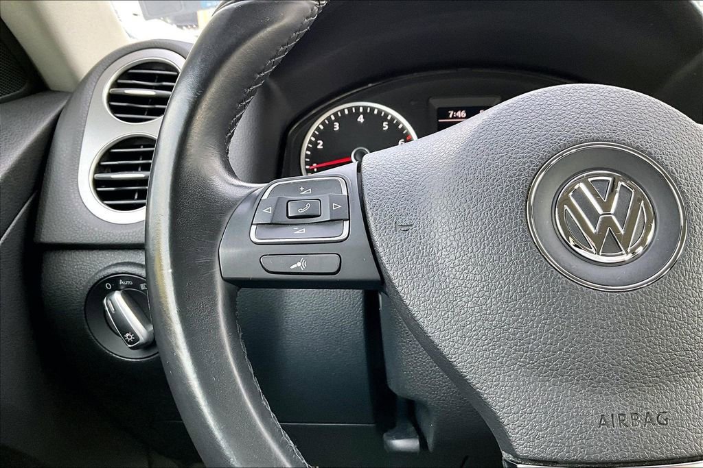 Used 2017 Volkswagen Tiguan S AWD/4WD image 25