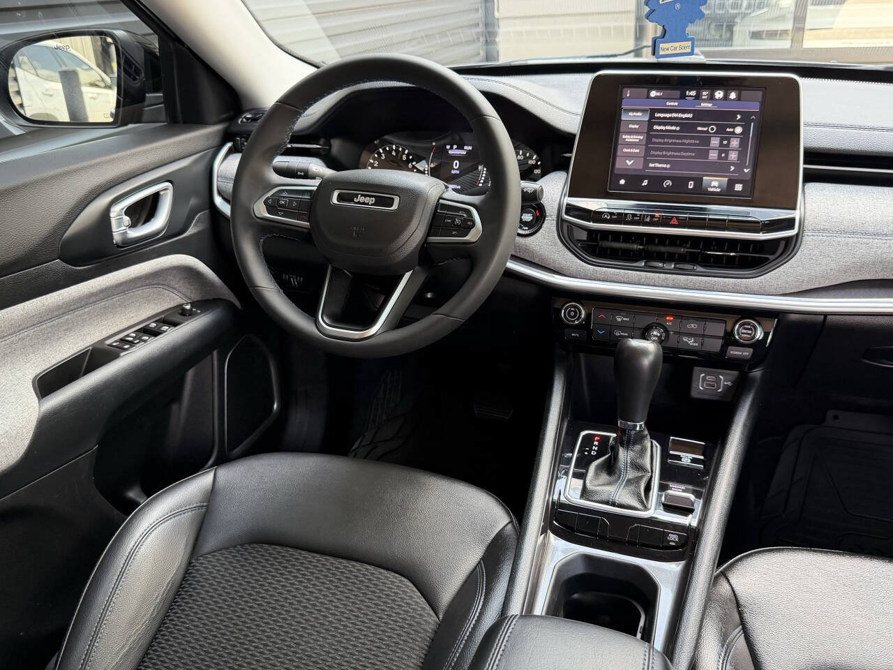Used 2022 Jeep Compass Latitude AWD/4WD image 22