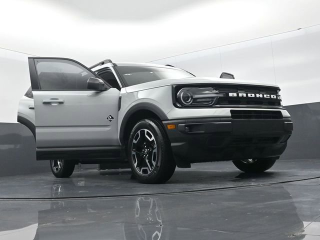 Used 2023 Ford Bronco Sport Outer Banks image 17