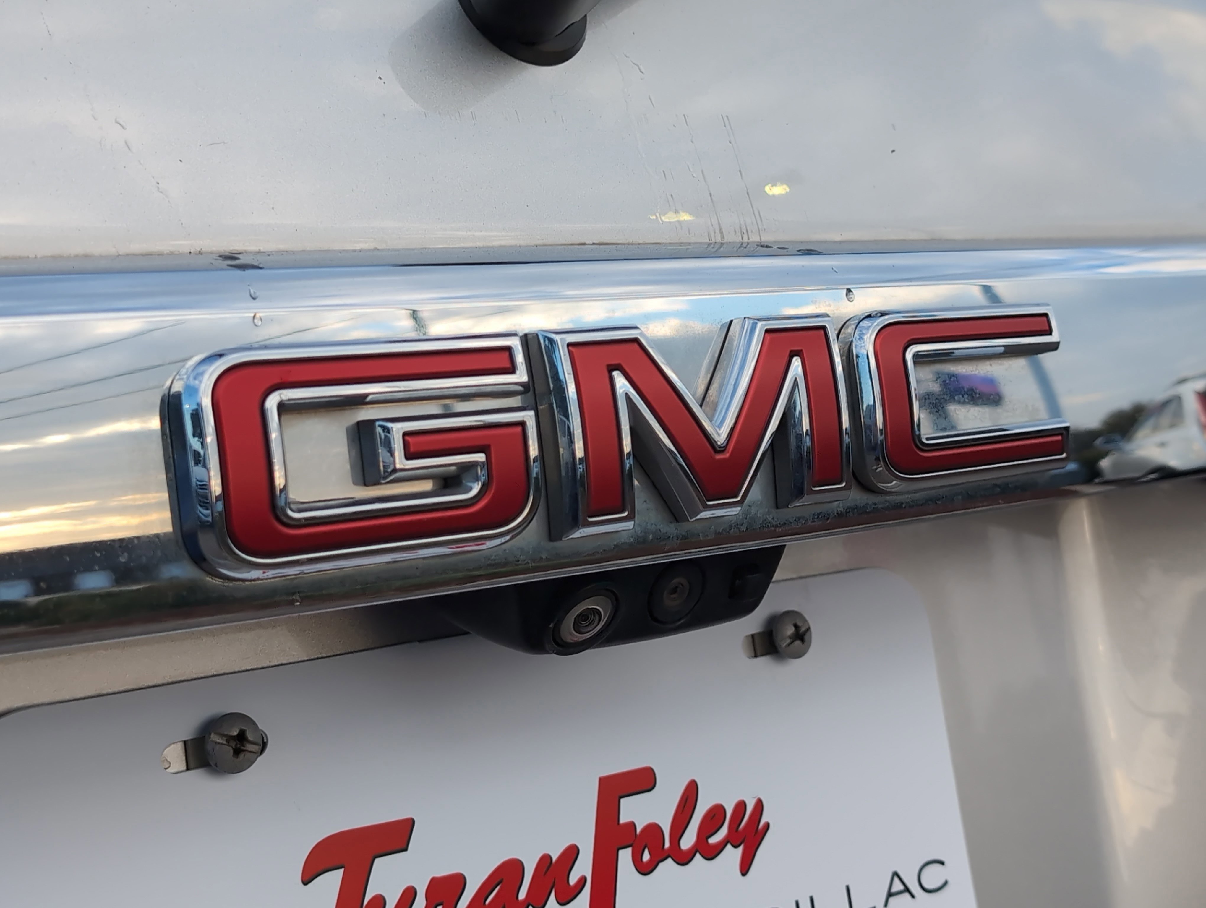 Used 2020 GMC Acadia Denali w/ LPO, Floor Liner Package image 33