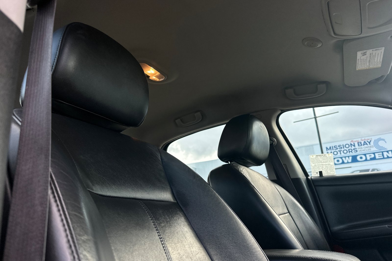 Used 2013 Chevrolet Impala LTZ FWD image 16
