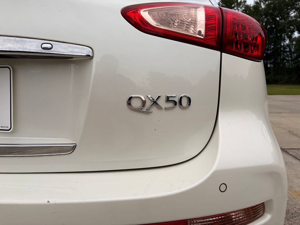 Used 2016 INFINITI QX50 2WD w/ Premium Plus Package image 27