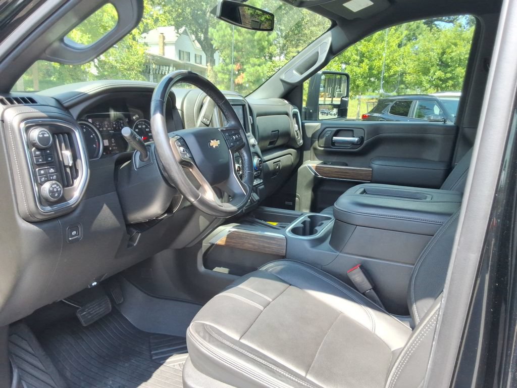 Certified 2022 Chevrolet Silverado 3500 High Country AWD/4WD image 23