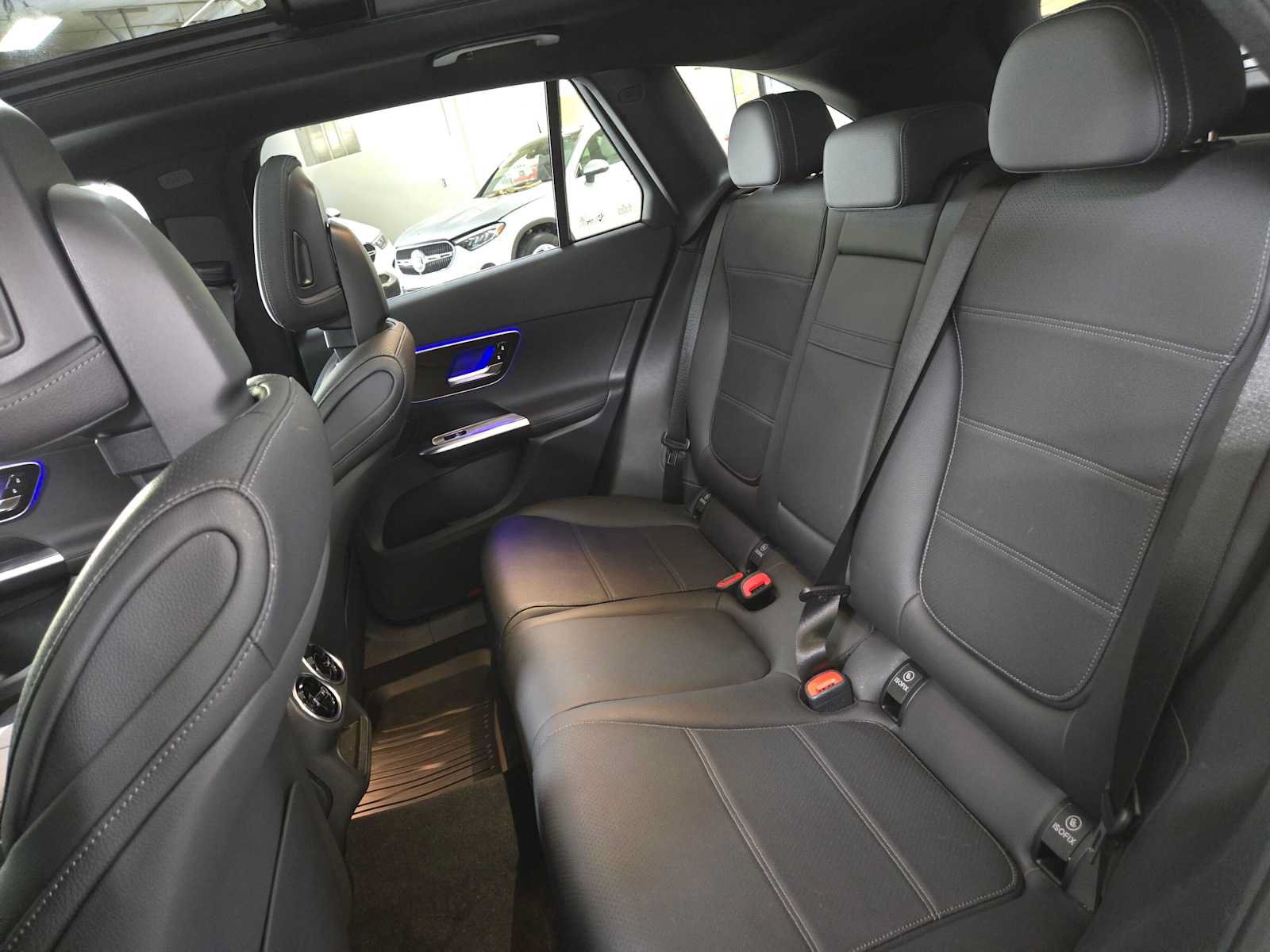 Used 2026 Mercedes-Benz GLC 300 4MATIC image 17