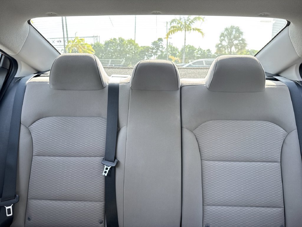Used 2019 Hyundai Elantra SEL FWD image 18
