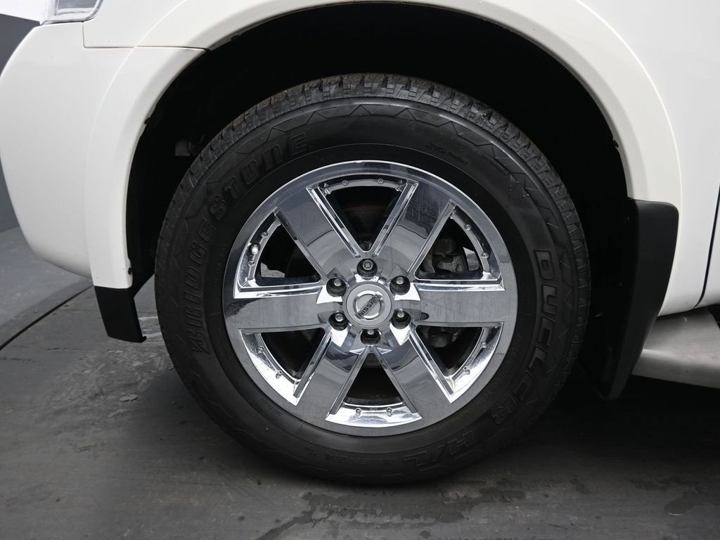 Used 2011 Nissan Armada Platinum w/ 2nd Row Captain Seat Pkg image 62