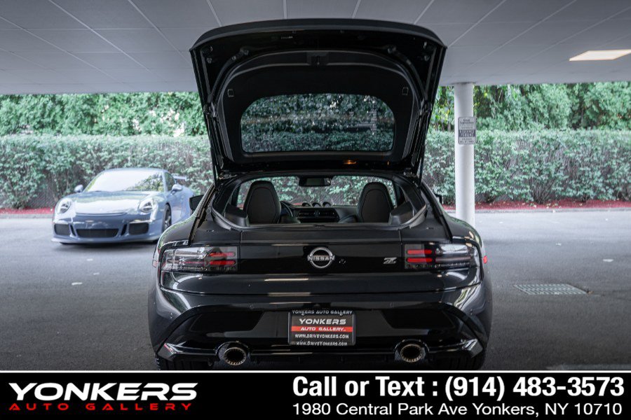Used 2024 Nissan Z Performance w/ Floor Mat Package RWD image 22