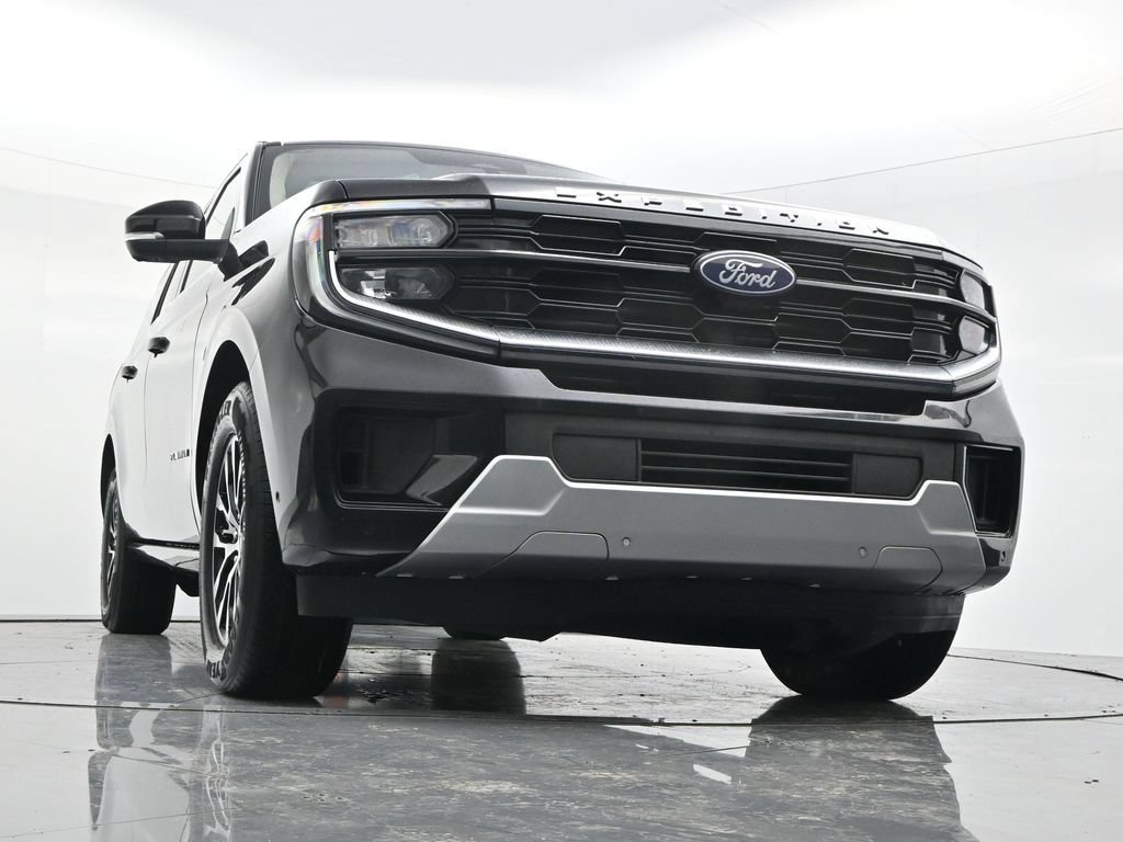 Used 2025 Ford Expedition Max Platinum AWD/4WD image 54