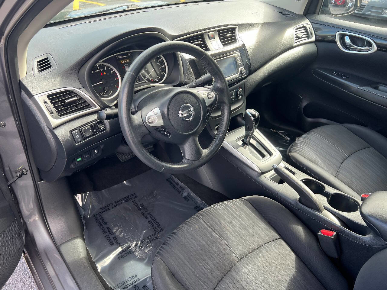 Used 2016 Nissan Sentra SV image 17