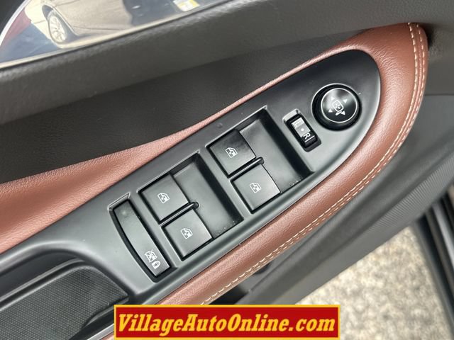 Used 2017 Buick Envision Essence AWD/4WD image 12