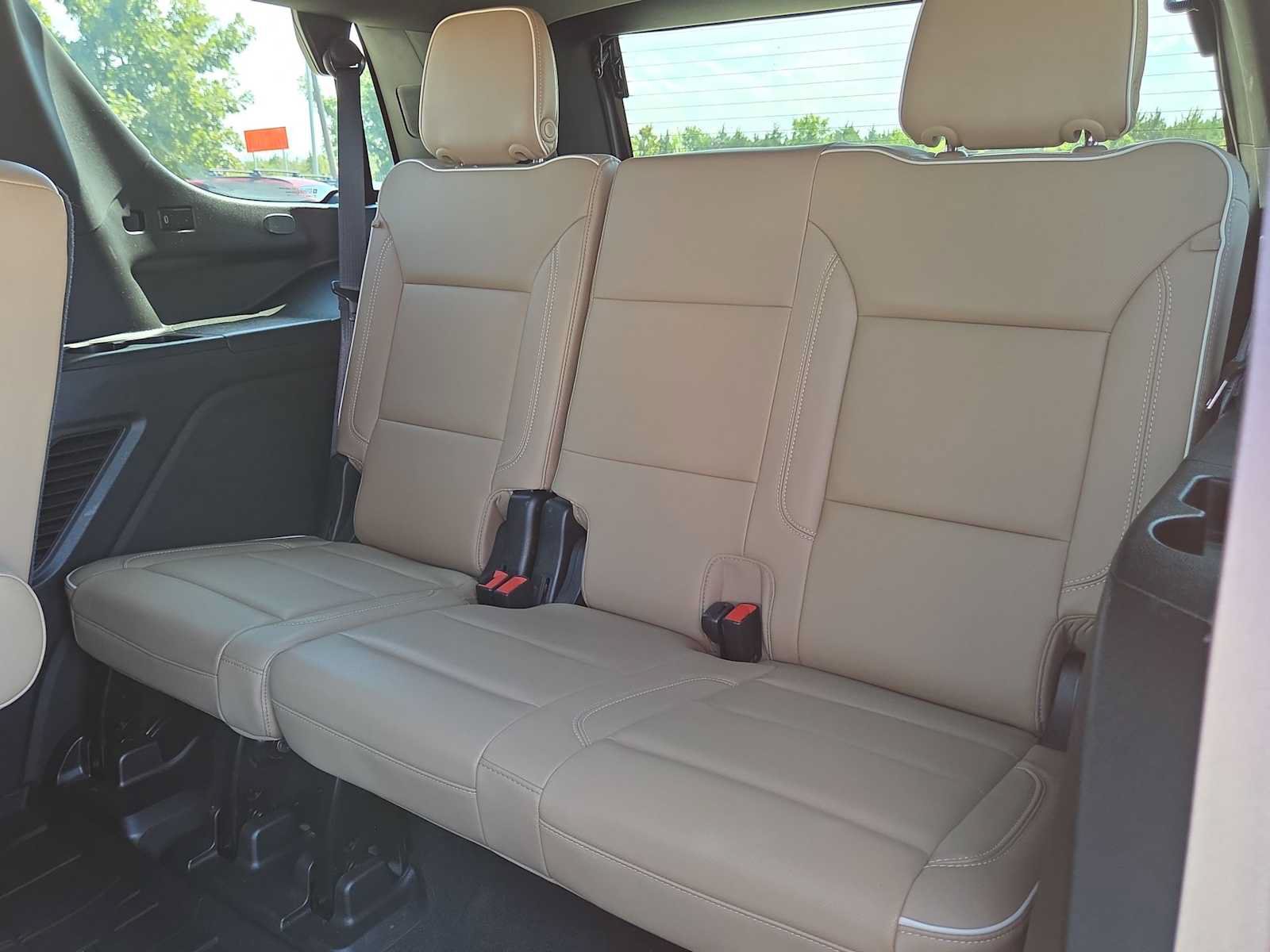 Used 2021 Chevrolet Tahoe Premier RWD image 24