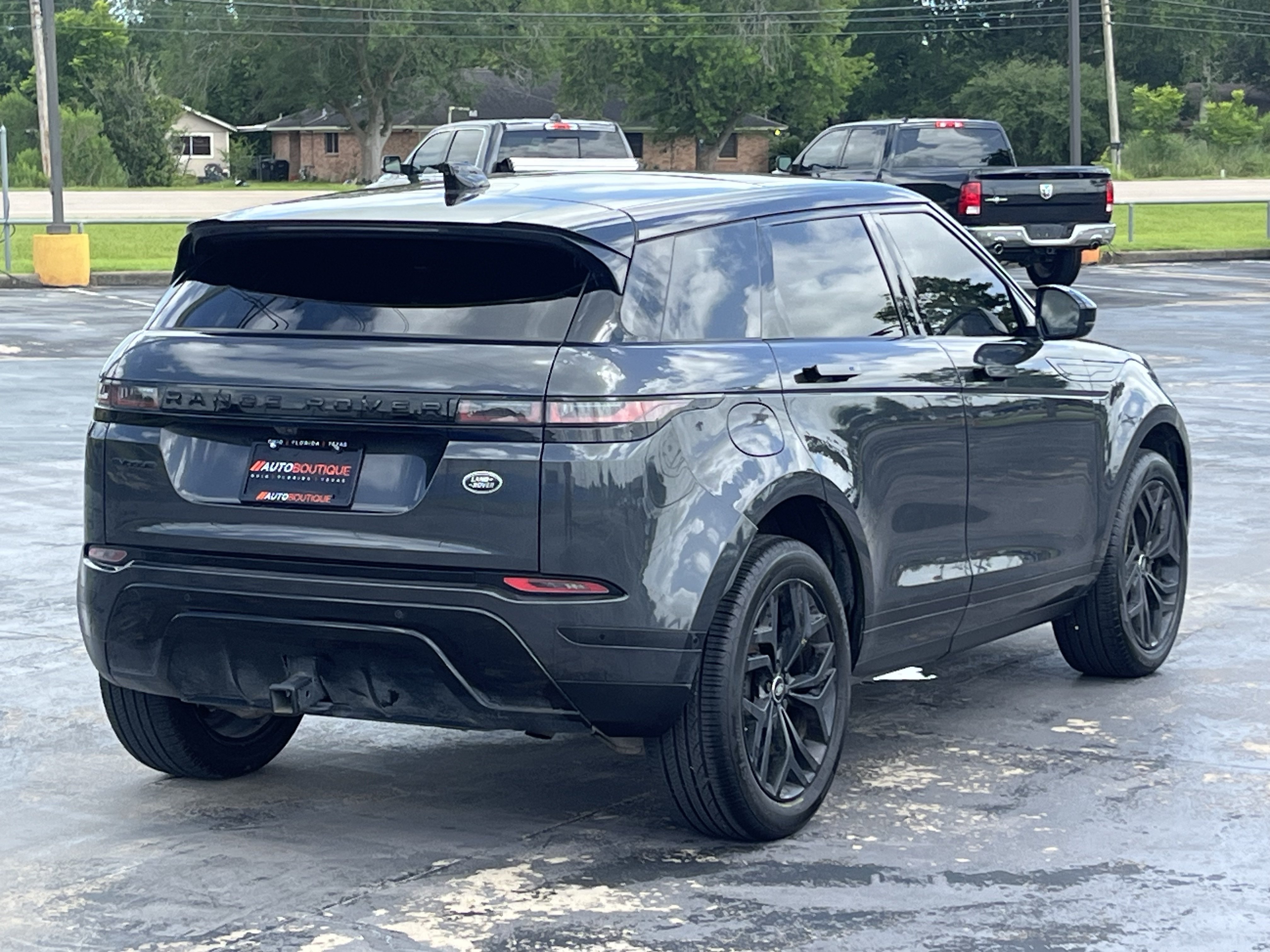 Used 2020 Land Rover Range Rover Evoque SE AWD/4WD image 9