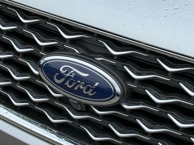Certified 2023 Ford Edge Titanium w/ Equipment Group 301A AWD/4WD image 24