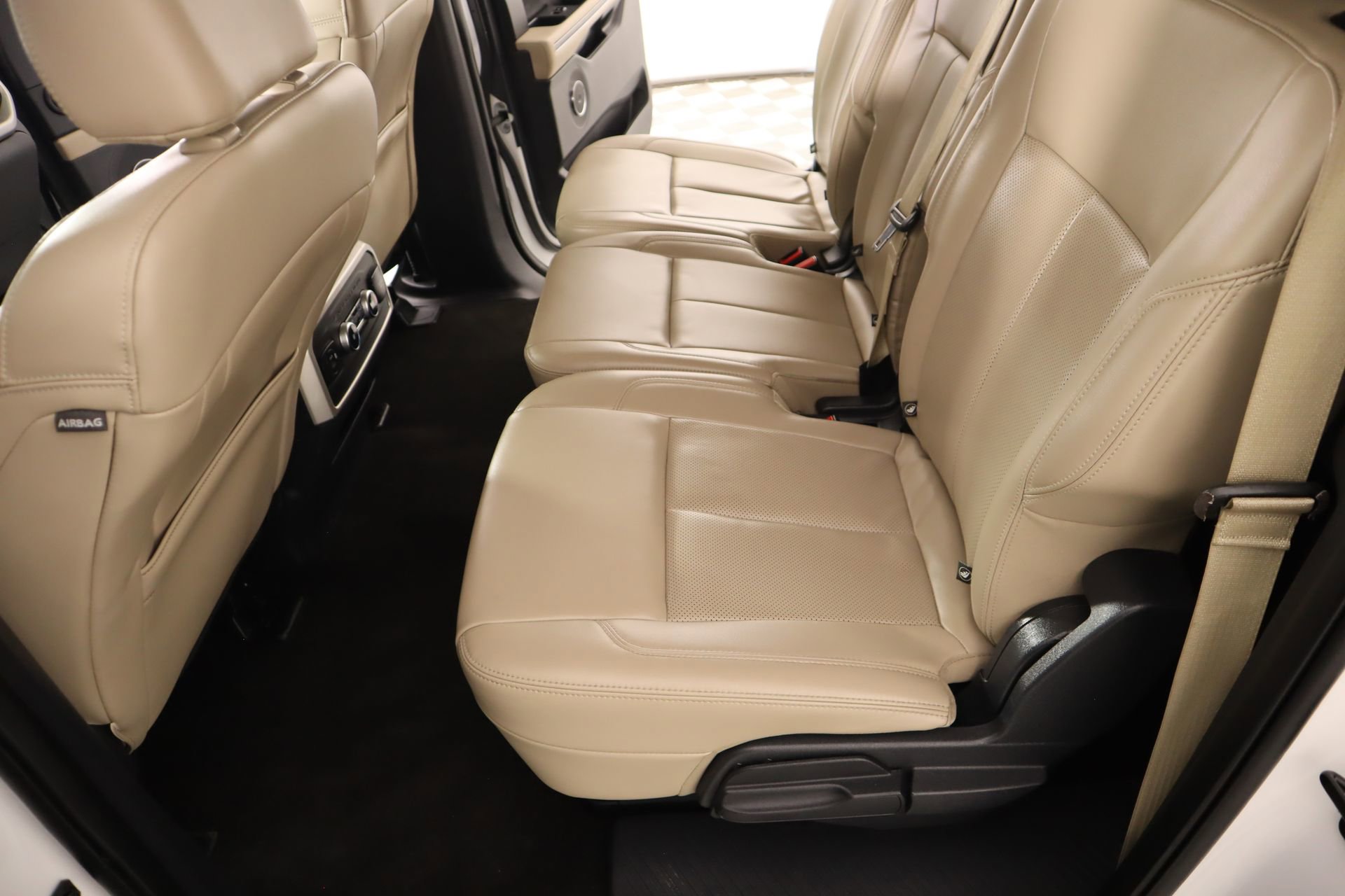 Used 2023 Ford Expedition Max XLT AWD/4WD image 13