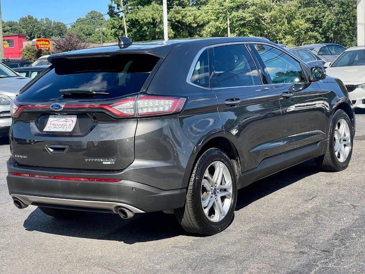 Used 2018 Ford Edge Titanium w/ Equipment Group 301A image 2
