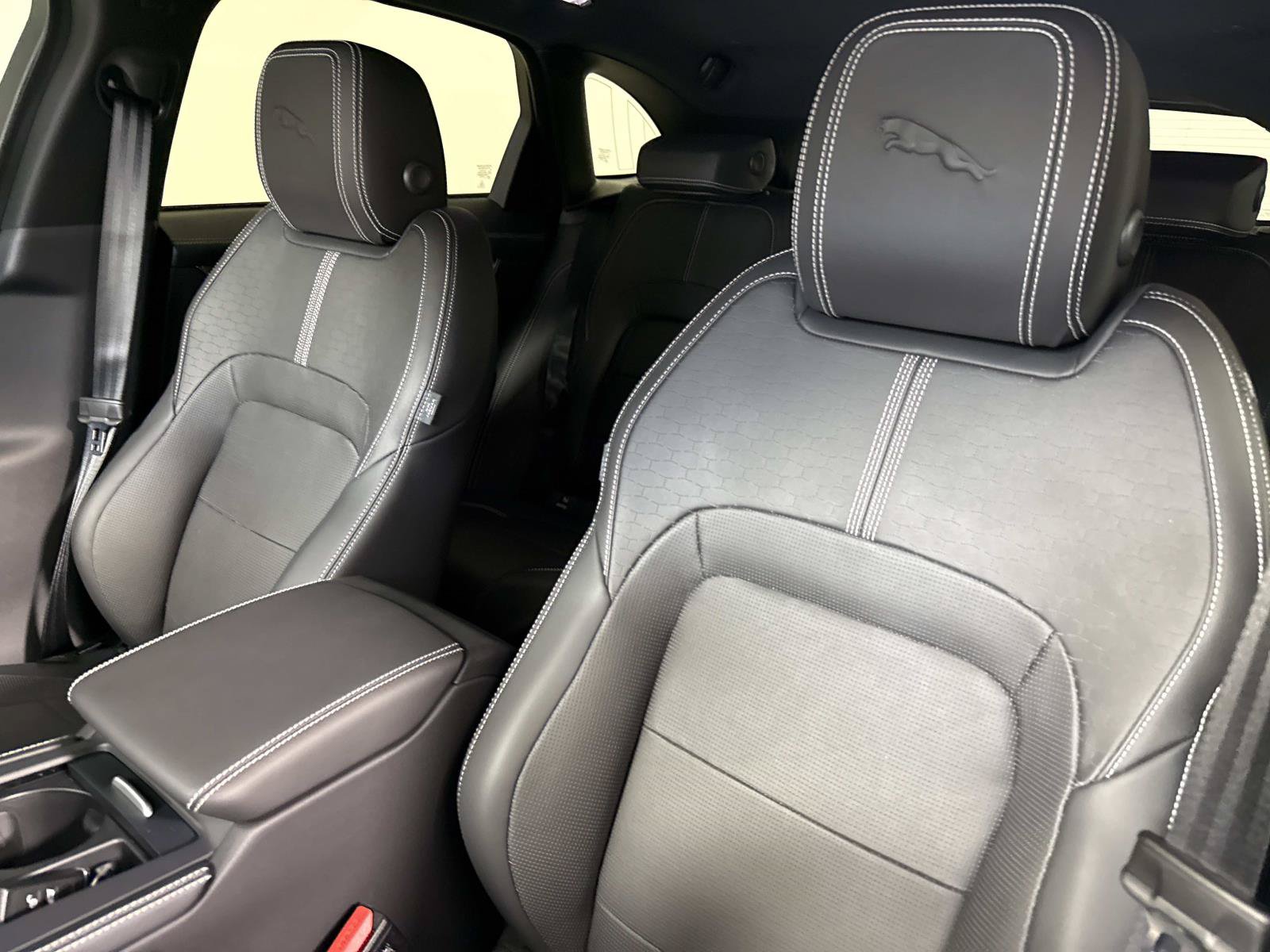New 2026 Jaguar F-PACE R-Dynamic S AWD/4WD image 20