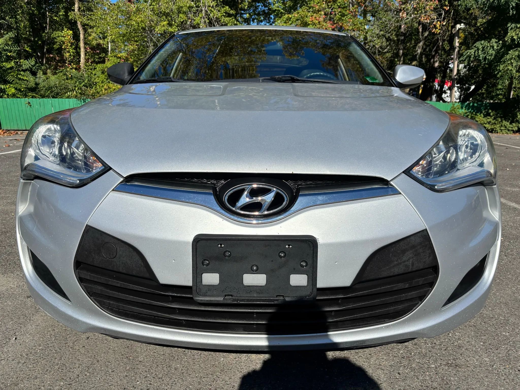 Used 2015 Hyundai Veloster image 2