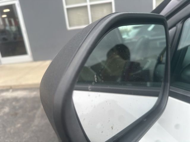 Used 2021 Ford Explorer XLT w/ Equipment Group 202A image 11