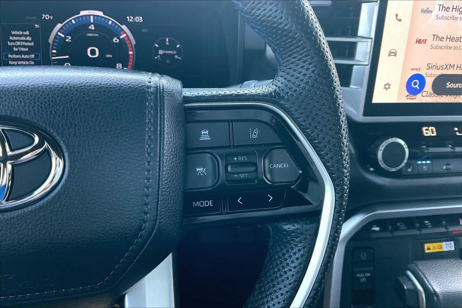 Used 2022 Toyota Tundra Platinum AWD/4WD image 25