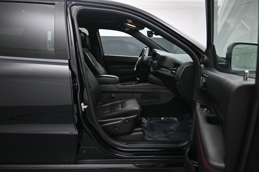 Used 2024 Dodge Durango GT RWD image 28