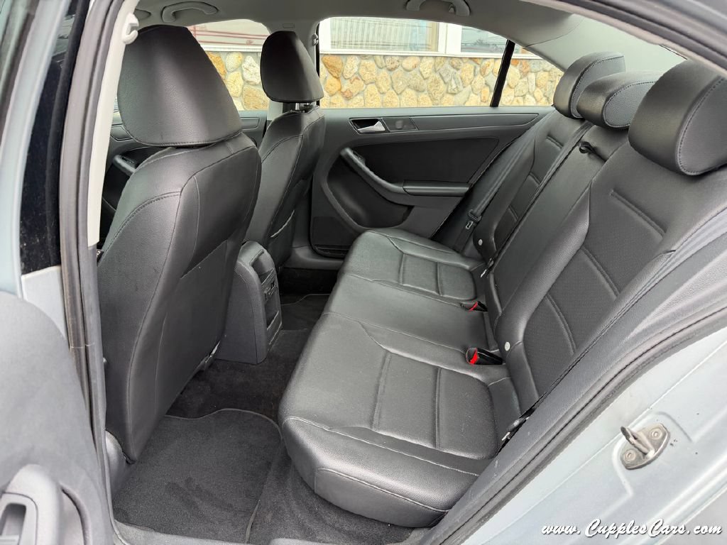 Used 2014 Volkswagen Jetta SE FWD image 7