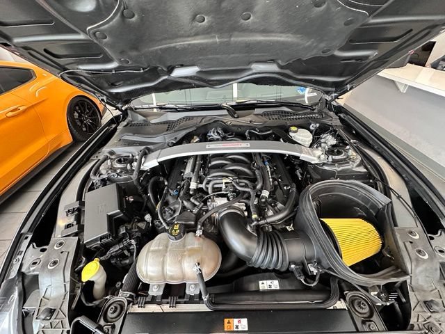 Used 2017 Ford Mustang Shelby GT350 w/ Electronics Package RWD image 14