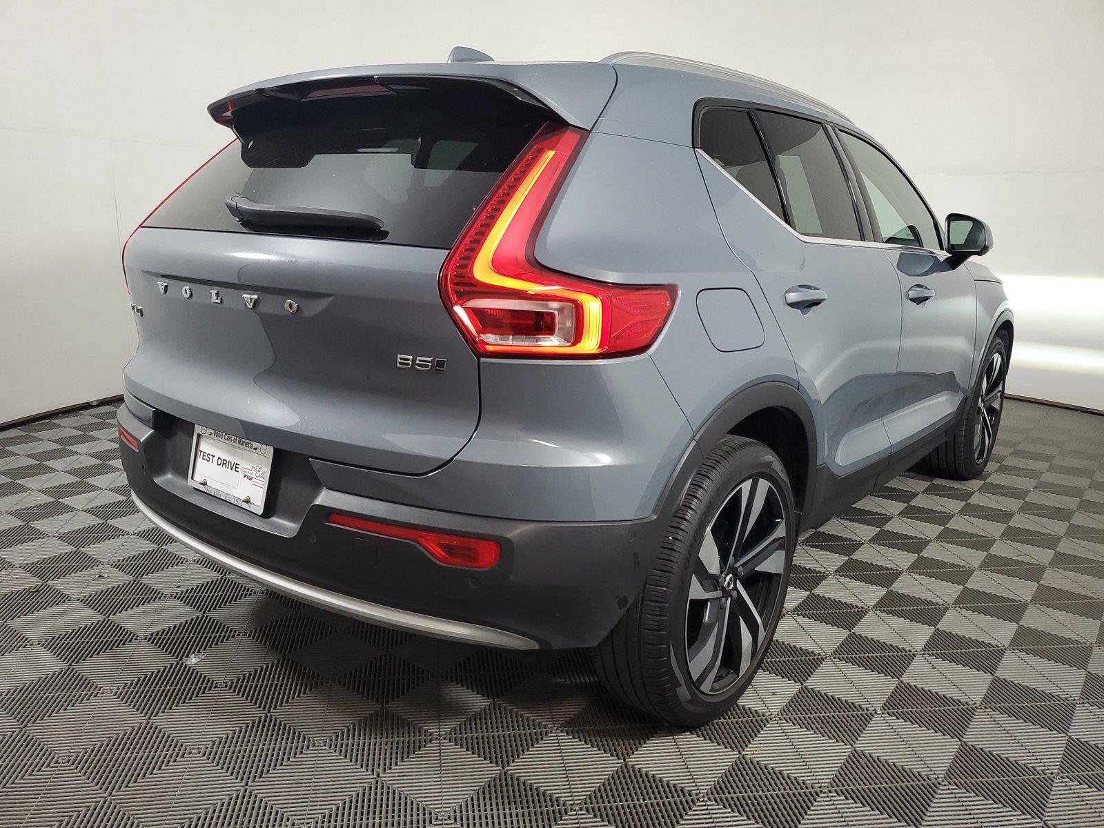 Certified 2023 Volvo XC40 B5 Plus w/ Protection Package Premier AWD/4WD image 6