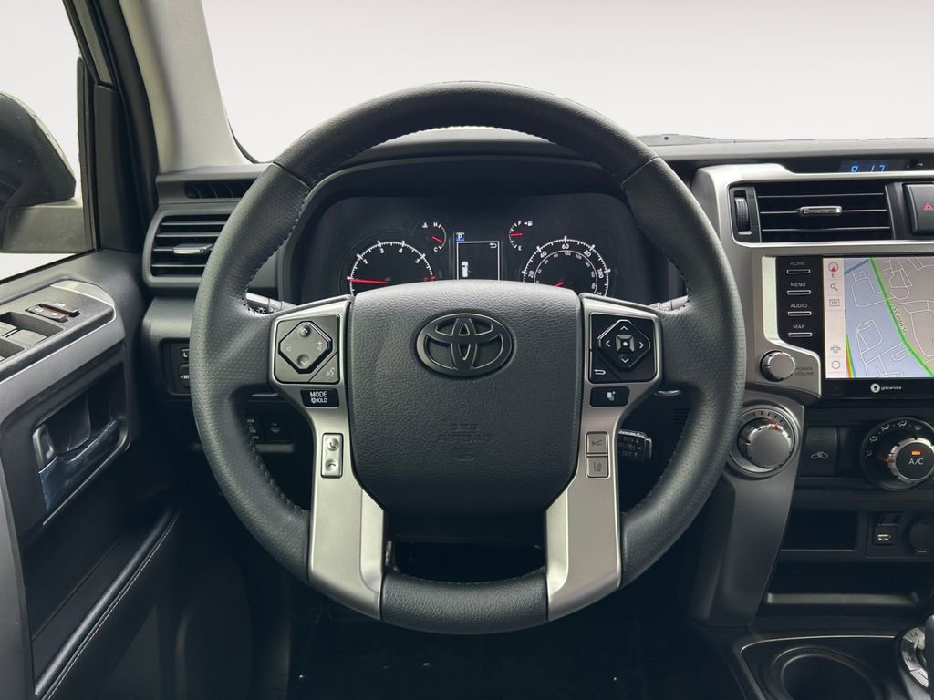 Used 2022 Toyota 4Runner SR5 Premium image 15