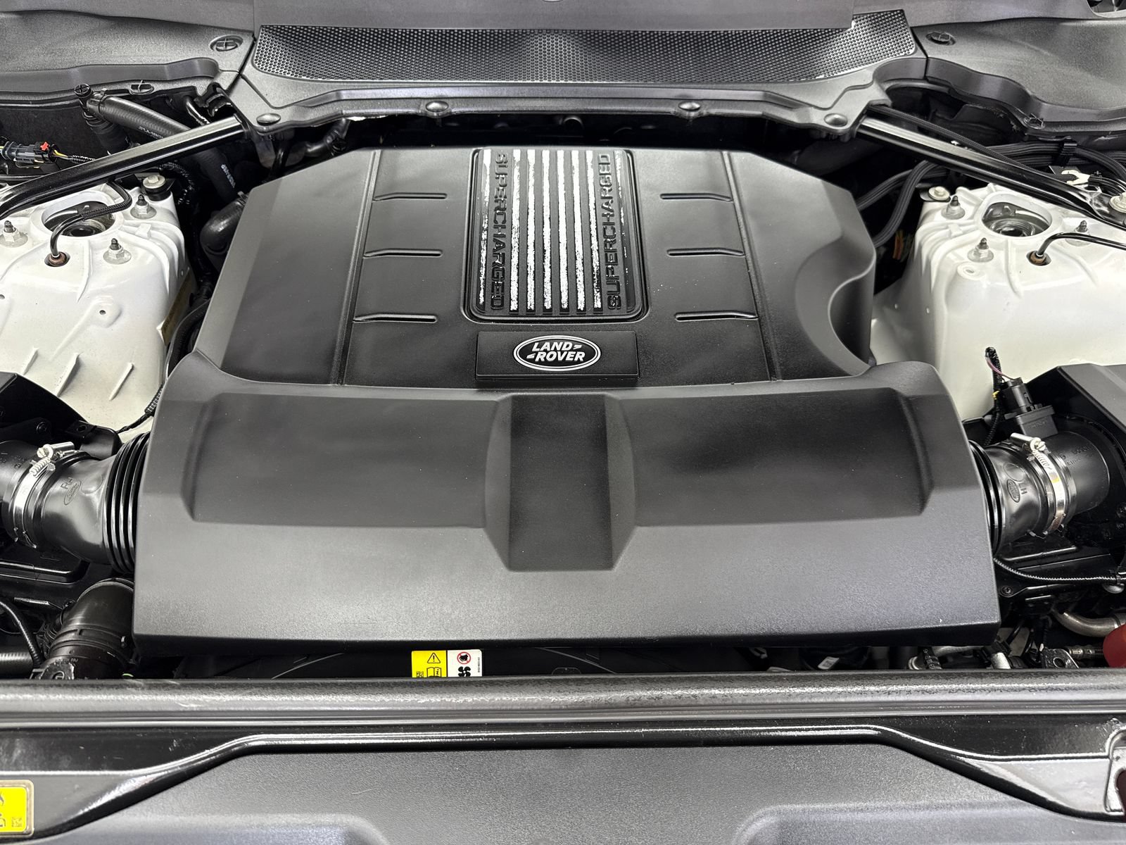 Used 2019 Land Rover Discovery SE AWD/4WD image 57