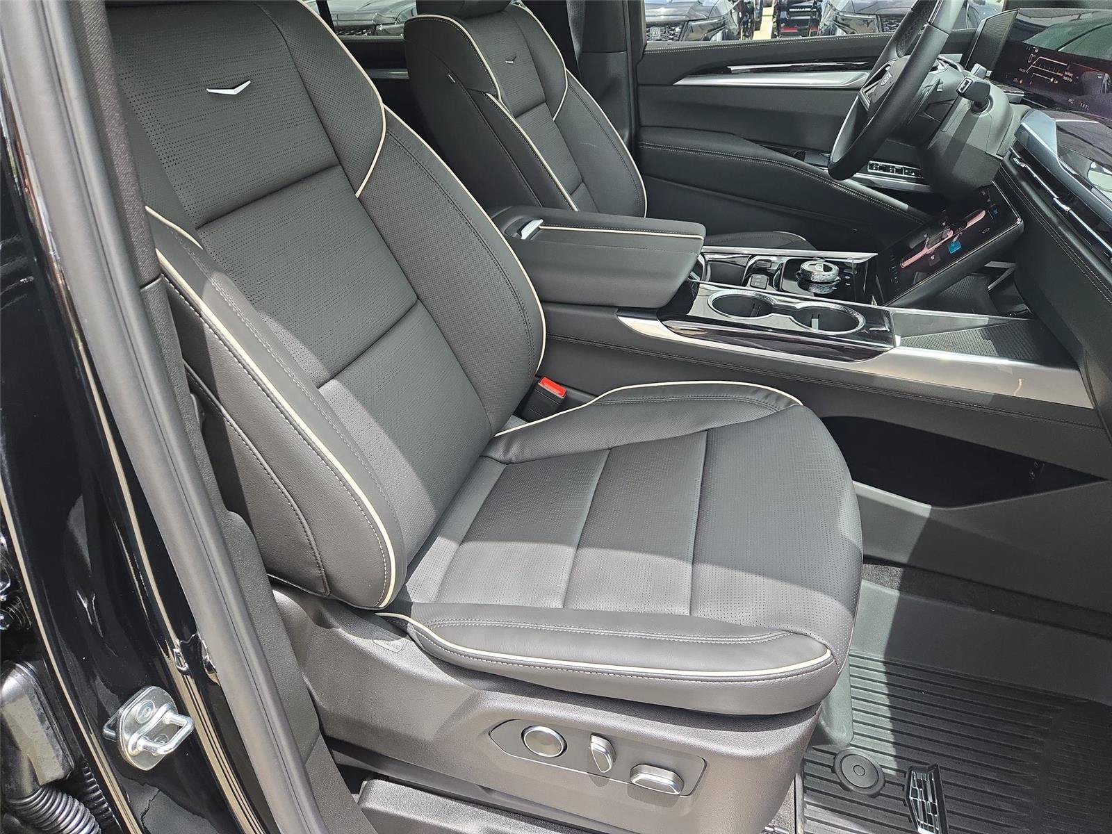 New 2026 Cadillac Escalade Sport w/ Touring Package AWD/4WD image 29