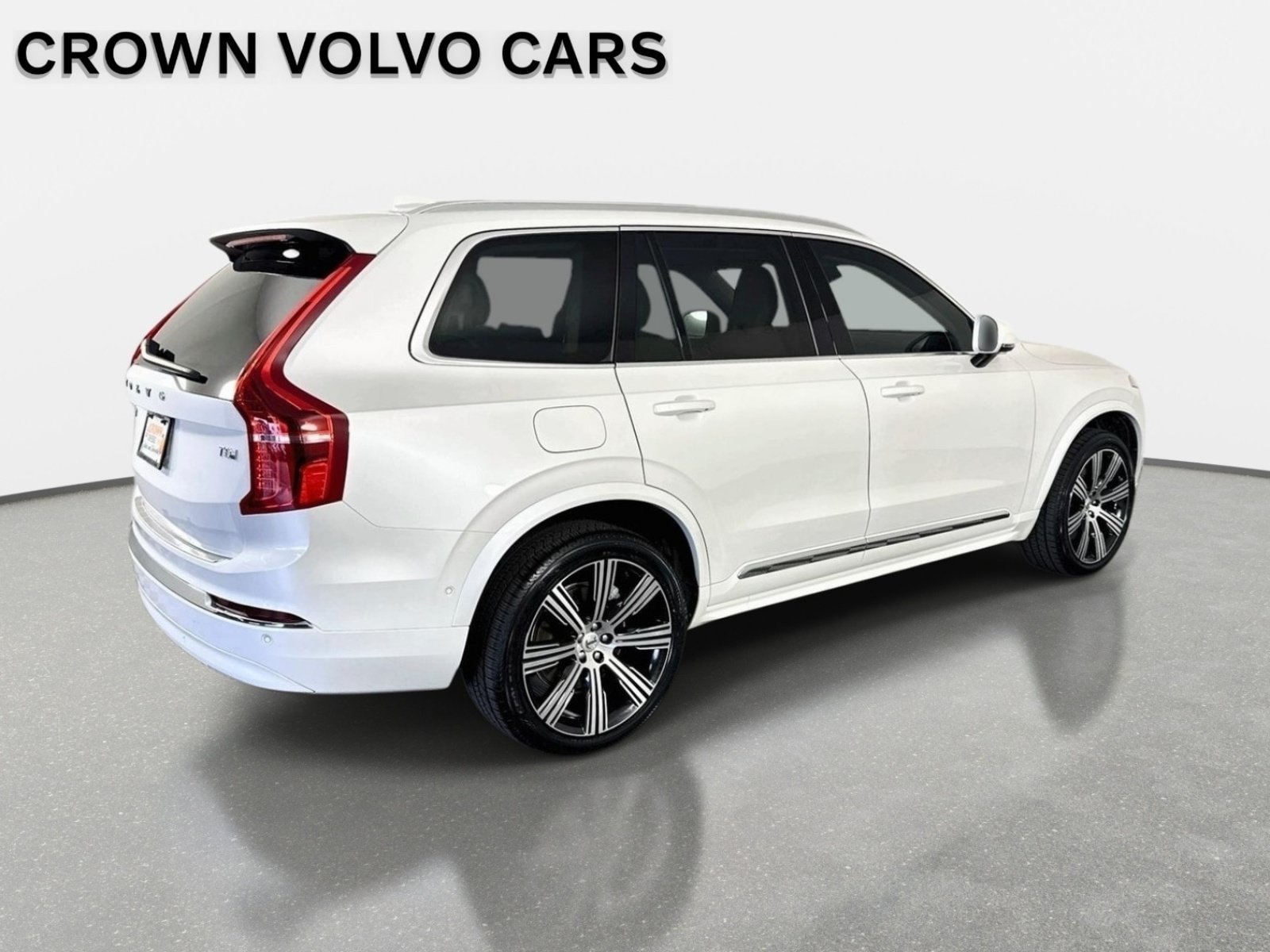 Used 2025 Volvo XC90 T8 Plus w/ Protection Package Premier AWD/4WD image 6