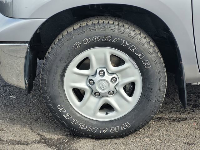 Used 2012 Toyota Tundra 4x4 Double Cab w/ Tow Pkg image 11