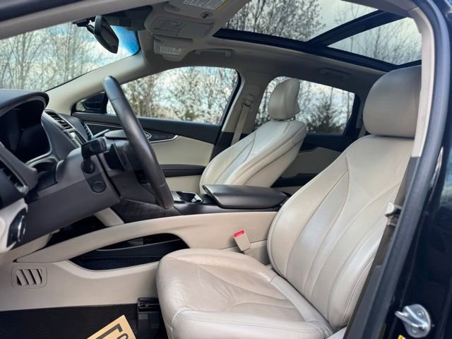 Used 2019 Lincoln Nautilus Select w/ Cargo Utility Package AWD/4WD image 11