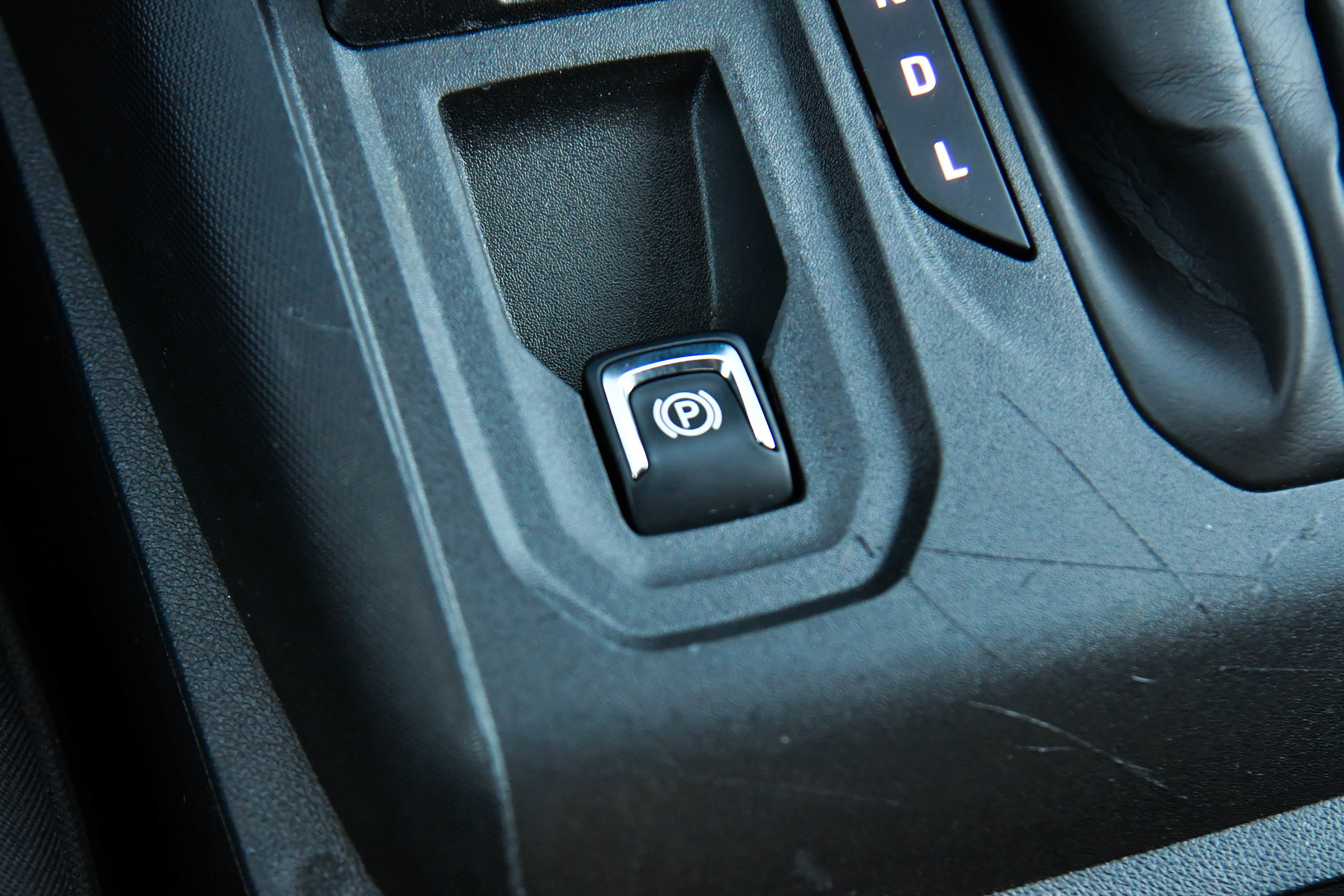 Used 2023 Chevrolet Colorado W/T RWD image 28