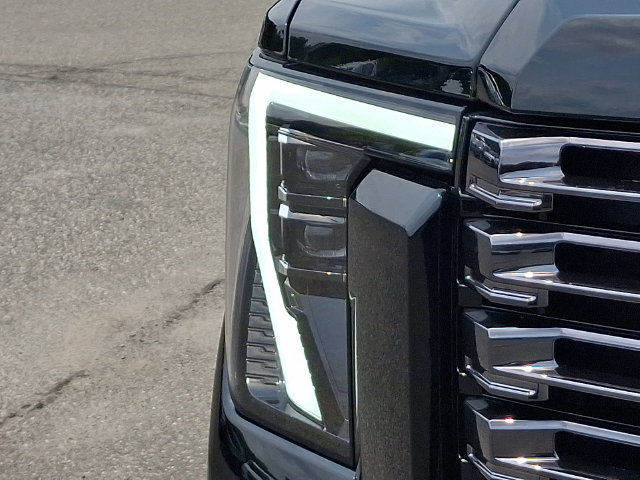 Used 2026 GMC Sierra 3500 Denali Ultimate AWD/4WD image 30