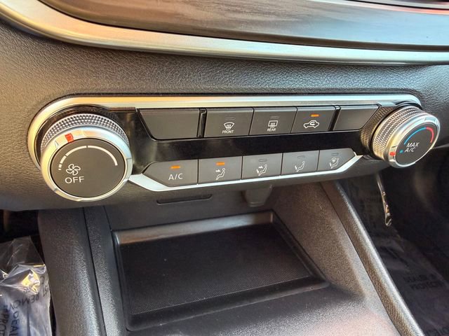 Used 2025 Nissan Altima 2.5 SV image 19