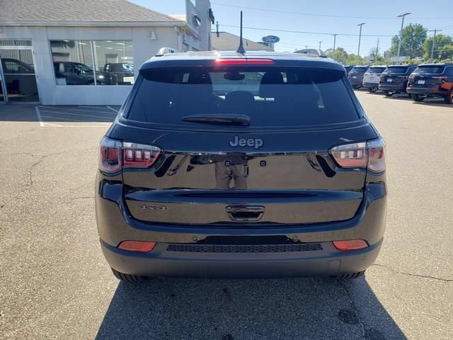 New 2026 Jeep Compass Limited AWD/4WD image 7