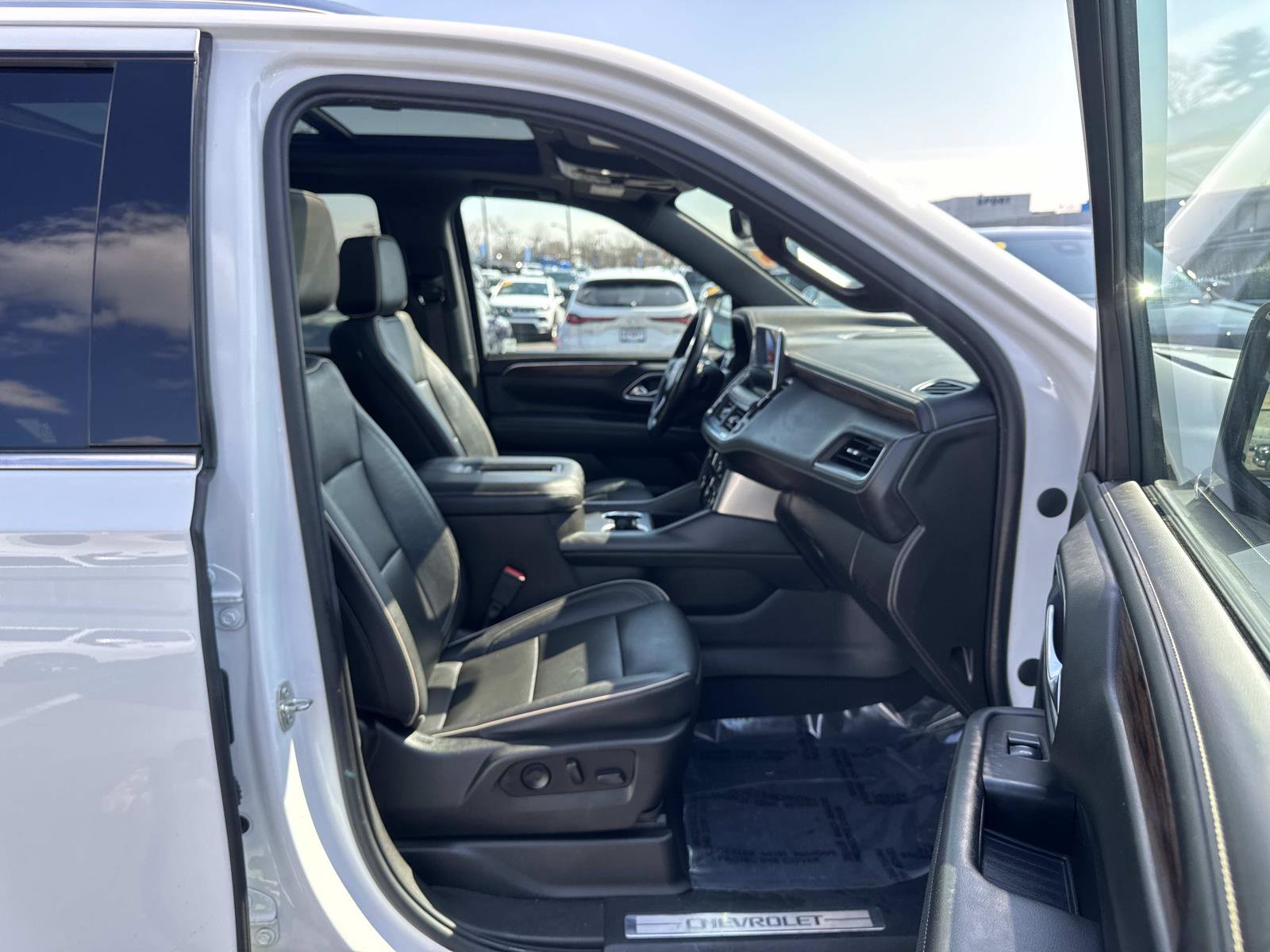 Certified 2021 Chevrolet Tahoe Premier w/ Premium Package image 13