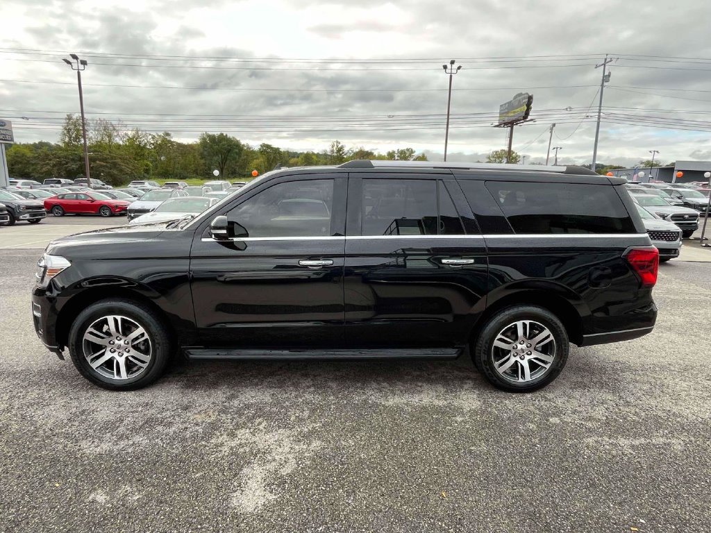 Used 2024 Ford Expedition Max Limited RWD image 32
