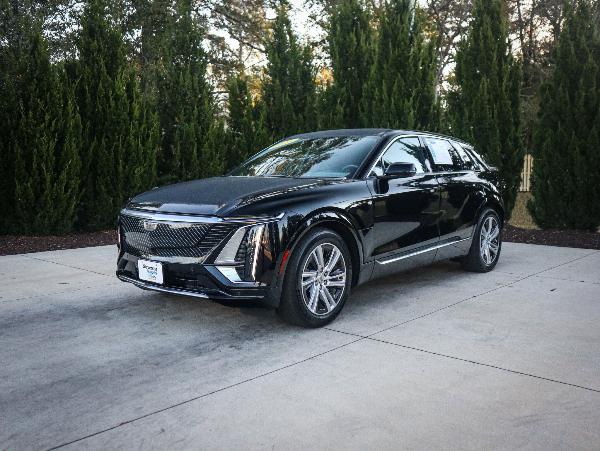 Used 2024 Cadillac Lyriq Tech image 6