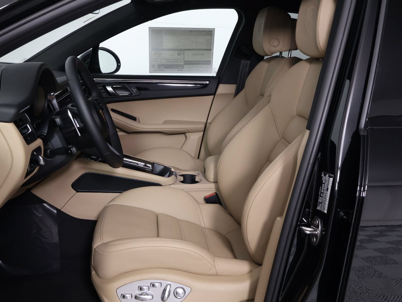 New 2026 Porsche Macan S AWD/4WD image 5