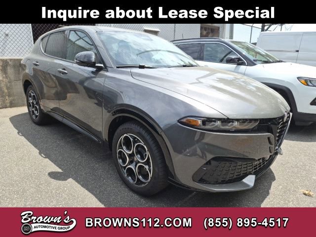 Used 2026 Alfa Romeo Tonale AWD/4WD image 1